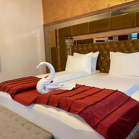 Vila Imperial One Luxury Boutique Hotel Făgăraş Extérieur photo