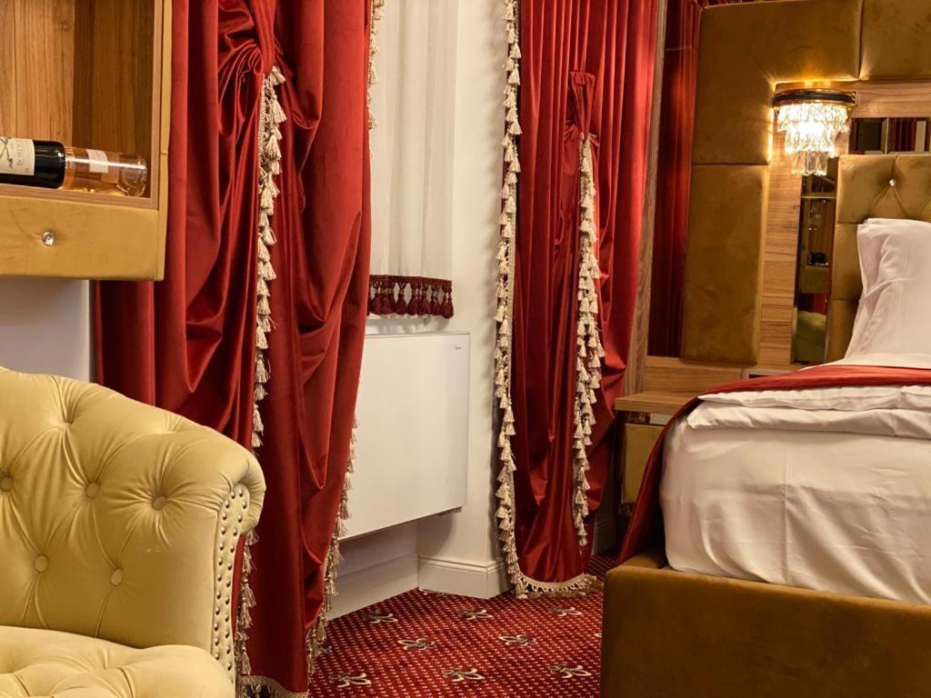 Vila Imperial One Luxury Boutique Hotel Făgăraş Extérieur photo