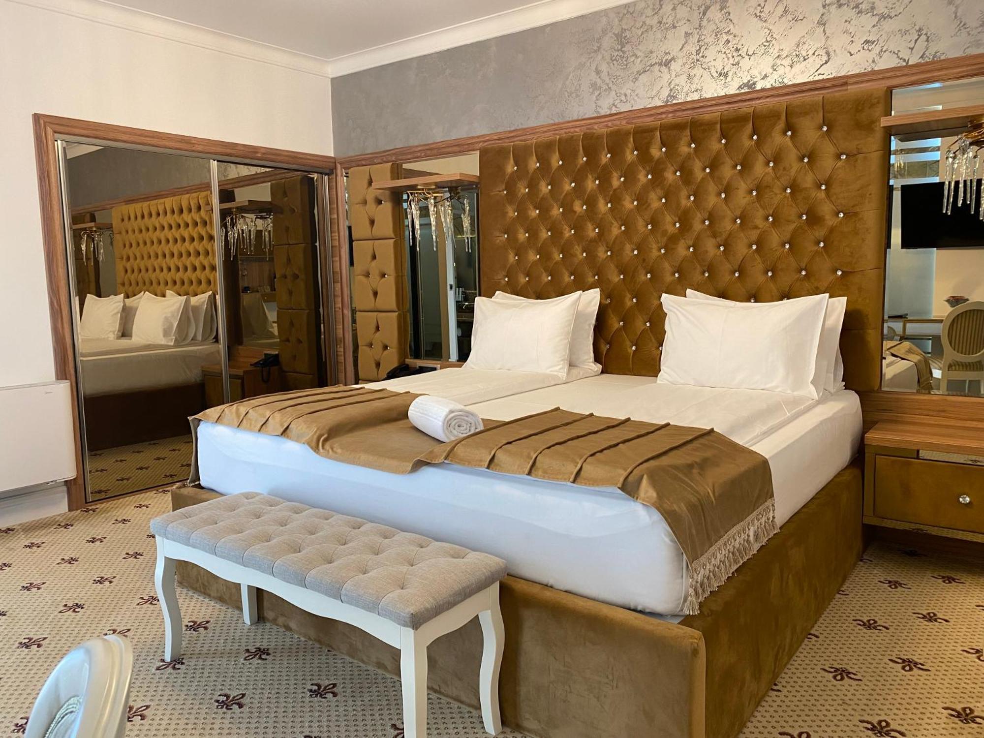 Vila Imperial One Luxury Boutique Hotel Făgăraş Extérieur photo